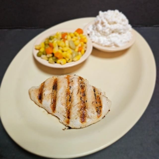 Senior grill chicken dinner.